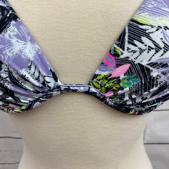 34C VS Floral Strapy Bikini Top - Picture 2 of 12